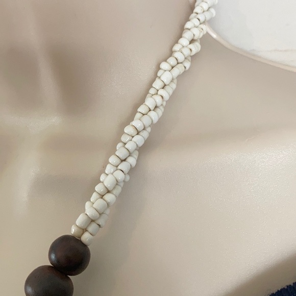 VNTG 24” Abalone Shell & Wood Statement Necklace - Picture 6 of 9